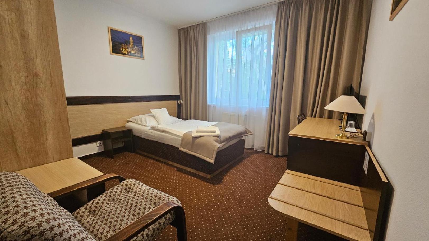 Hotel Adler Ческе-Будеёвице Экстерьер фото
